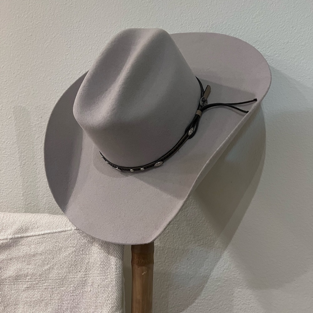 Cowgirl hat